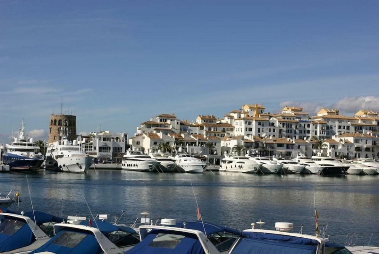 Beachfront Luxury Residence, Playas Del Duque, Puerto Banus, Marbella Eksteriør billede