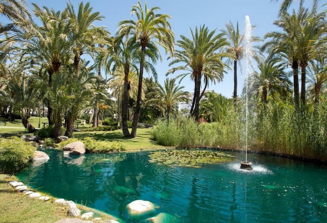 Beachfront Luxury Residence, Playas Del Duque, Puerto Banus, Marbella Eksteriør billede