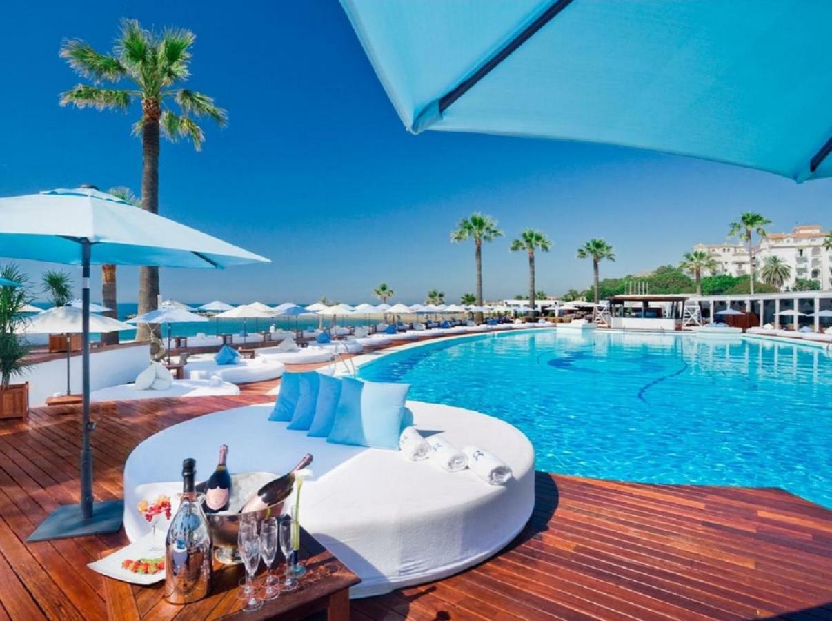 Beachfront Luxury Residence, Playas Del Duque, Puerto Banus, Marbella Eksteriør billede